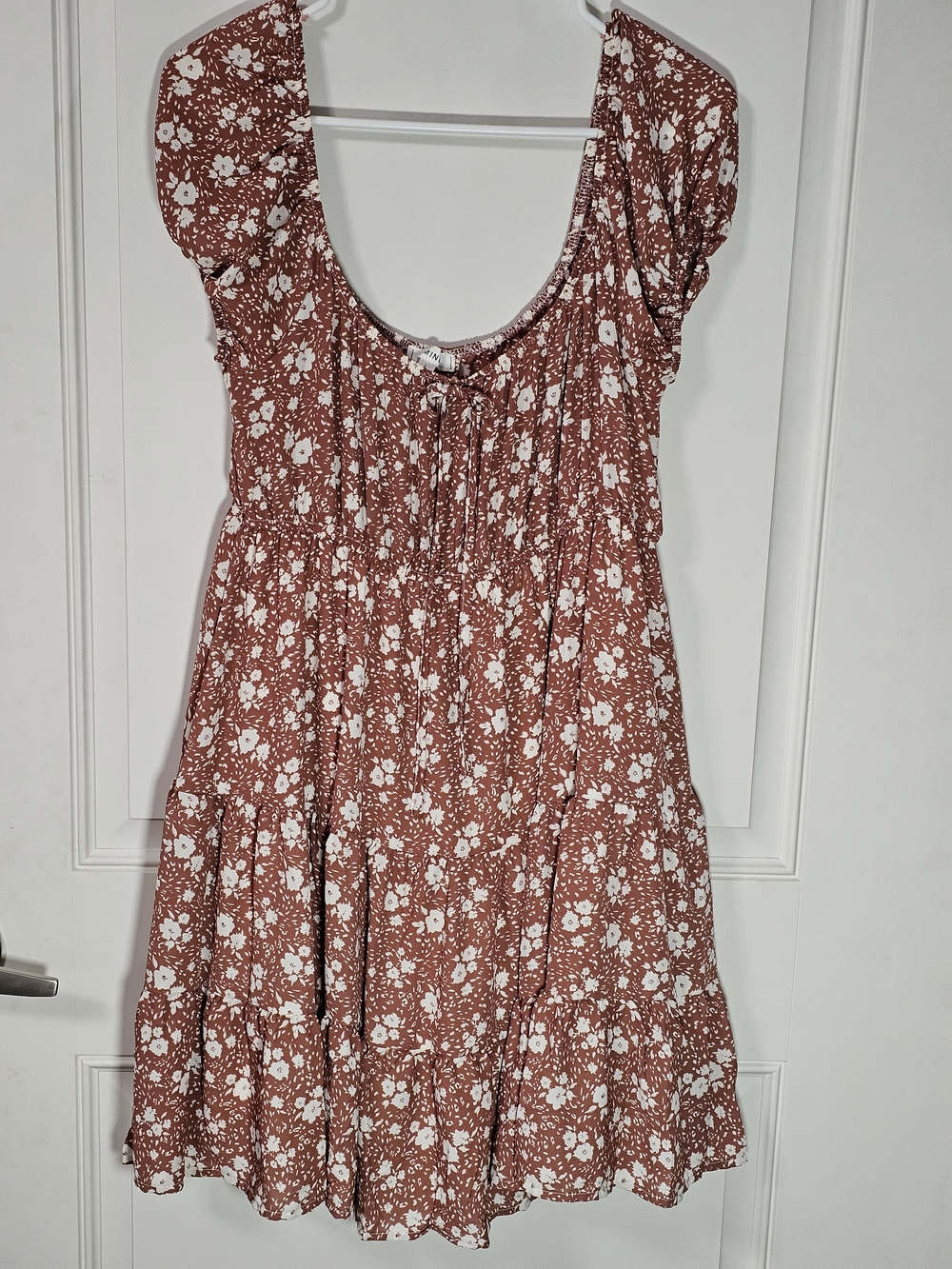 MINE Floral Puff Sleeve Tiered Mini Dress Rust L